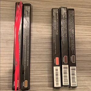 Brow liner or lip liner